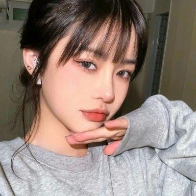 燕子与鹦鹉